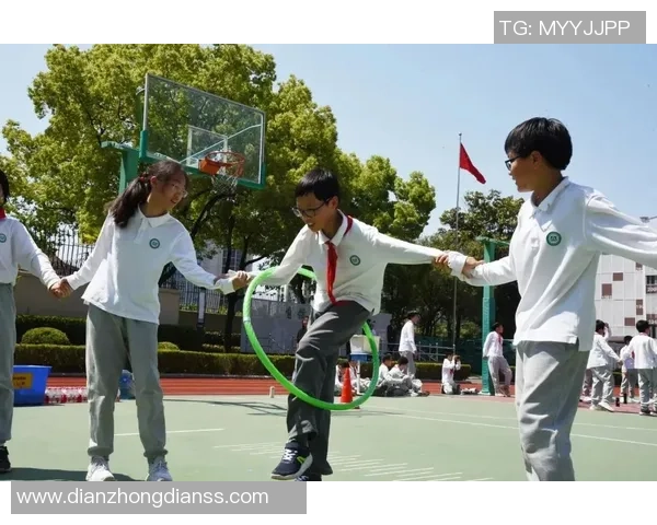 滑板巨献：探秘上海滑板队的团队协作